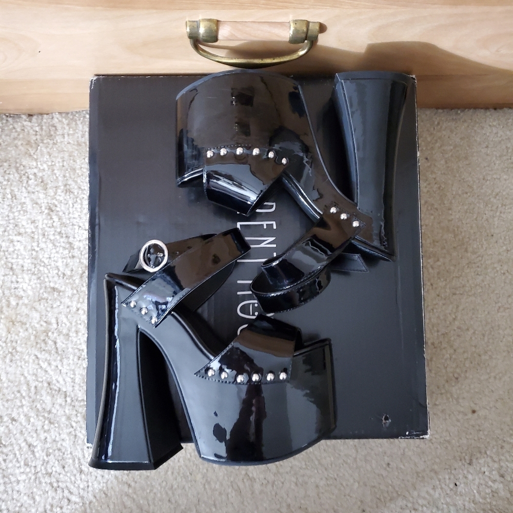 Current mood devil's dame platform heels